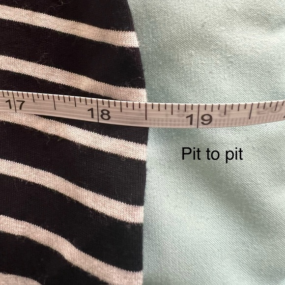 Aeropostale Women’s Seriously Soft Black & White Striped Long Sleeve T-shirt - Picture 6 of 7